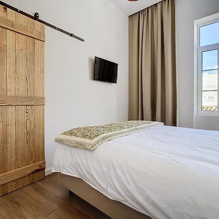Casa Noava Bed & Breakfast