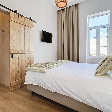 Casa Noava Bed & Breakfast